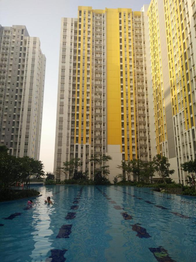 Springlake Apartemen 2Br-Sumarecon-Bekasi, By Bu Johan Exteriör bild